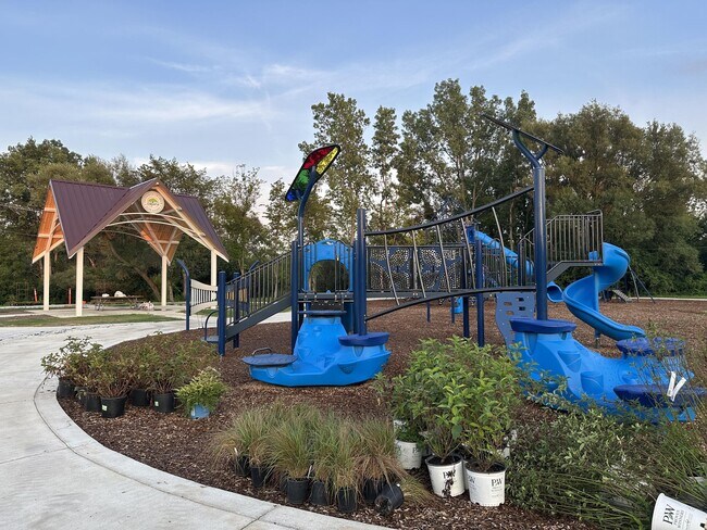 Building Photo - 2864 Mystic Dr