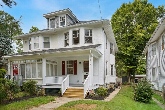 Primary Photo - 359 N Keswick Ave