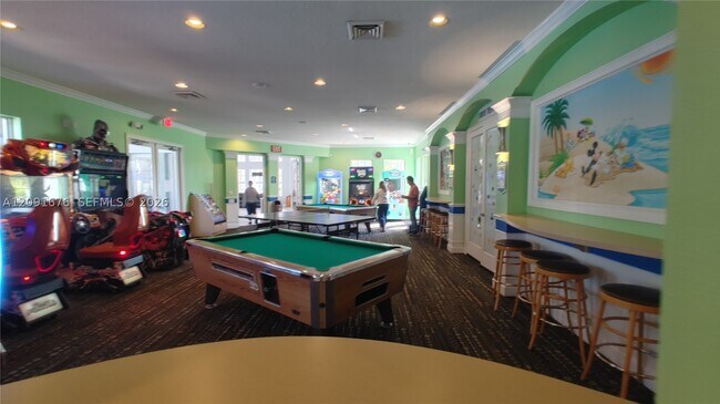 Building Photo - 8148 Sun Palm Dr
