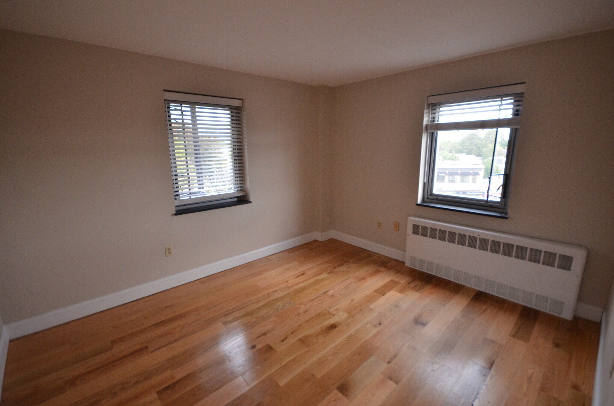 Building Photo - 119 Trapelo Rd