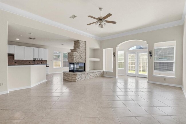 Building Photo - 9635 Empress Crossing Dr