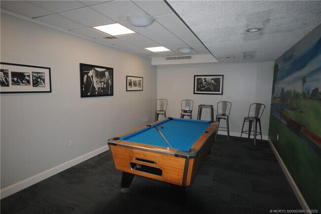 Building Photo - 5333 SE Miles Grant Rd