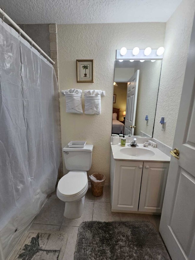 Building Photo - Charming Cape Canaveral Townhouse: 2 Bed, ...