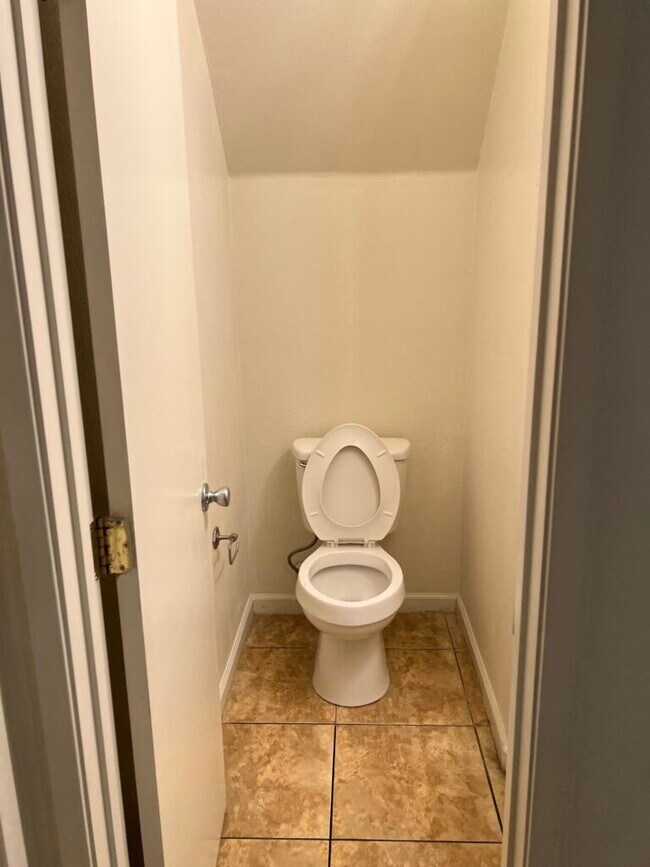 Building Photo - 2275 Windmill Grove Ct