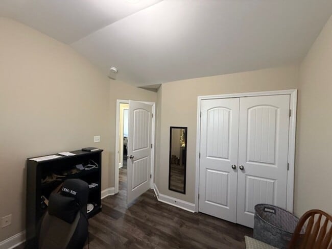 Building Photo - Welcome to Williamsburg Plantation!