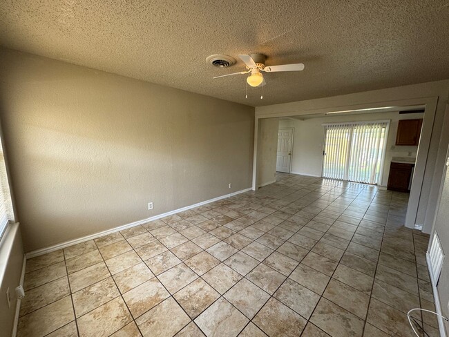 Building Photo - 3-Bedroom House for Rent in Killeen