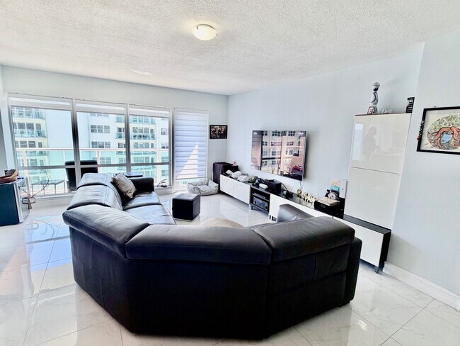 Building Photo - 3410-3410 Galt Ocean Dr