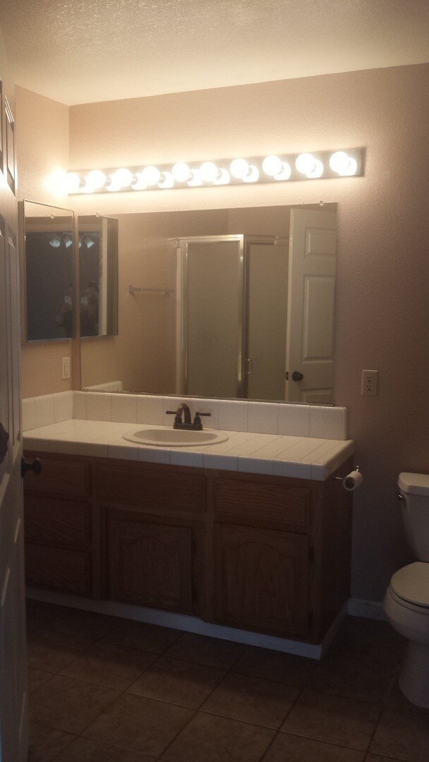 Building Photo - Roomy 4 bedroom house in Waterford