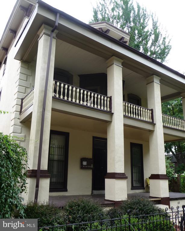 Building Photo - 3510 Hamilton St