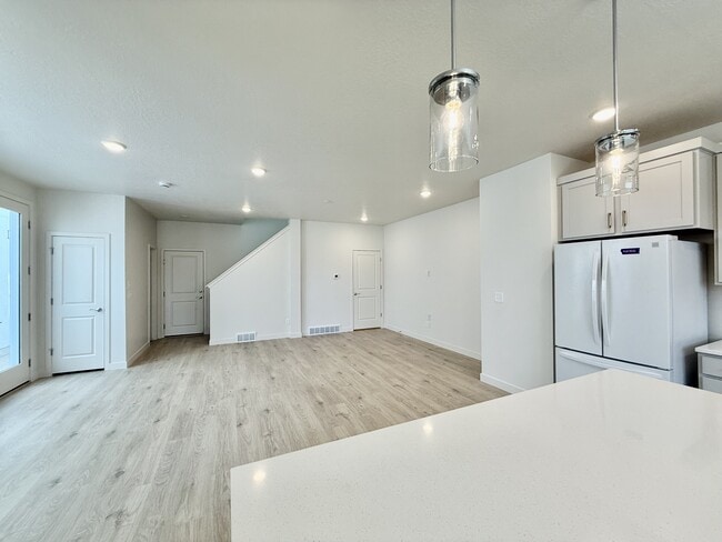 Building Photo - 4883 Coulter Ct