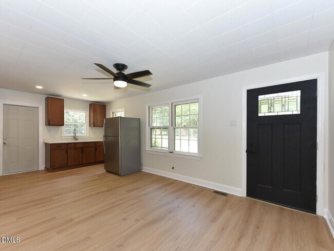 Building Photo - 3809 Boddie Dr
