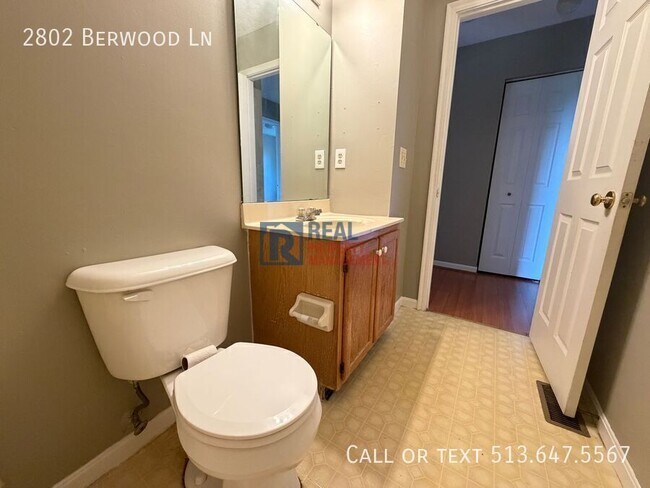 Building Photo - 2802 Berwood Ln
