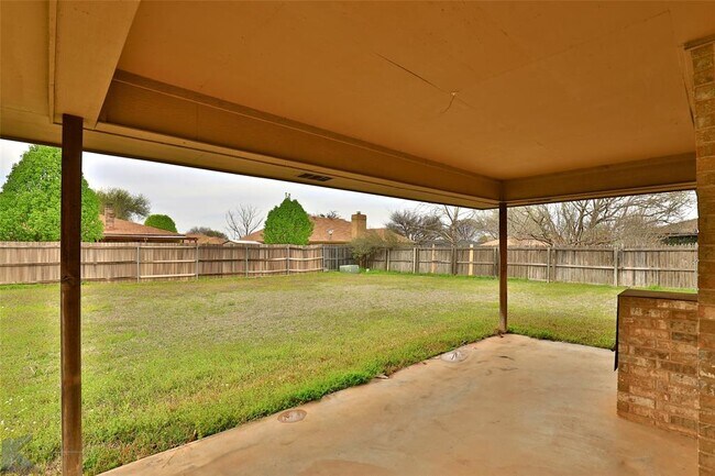 Building Photo - 5210 Meadowick Ln