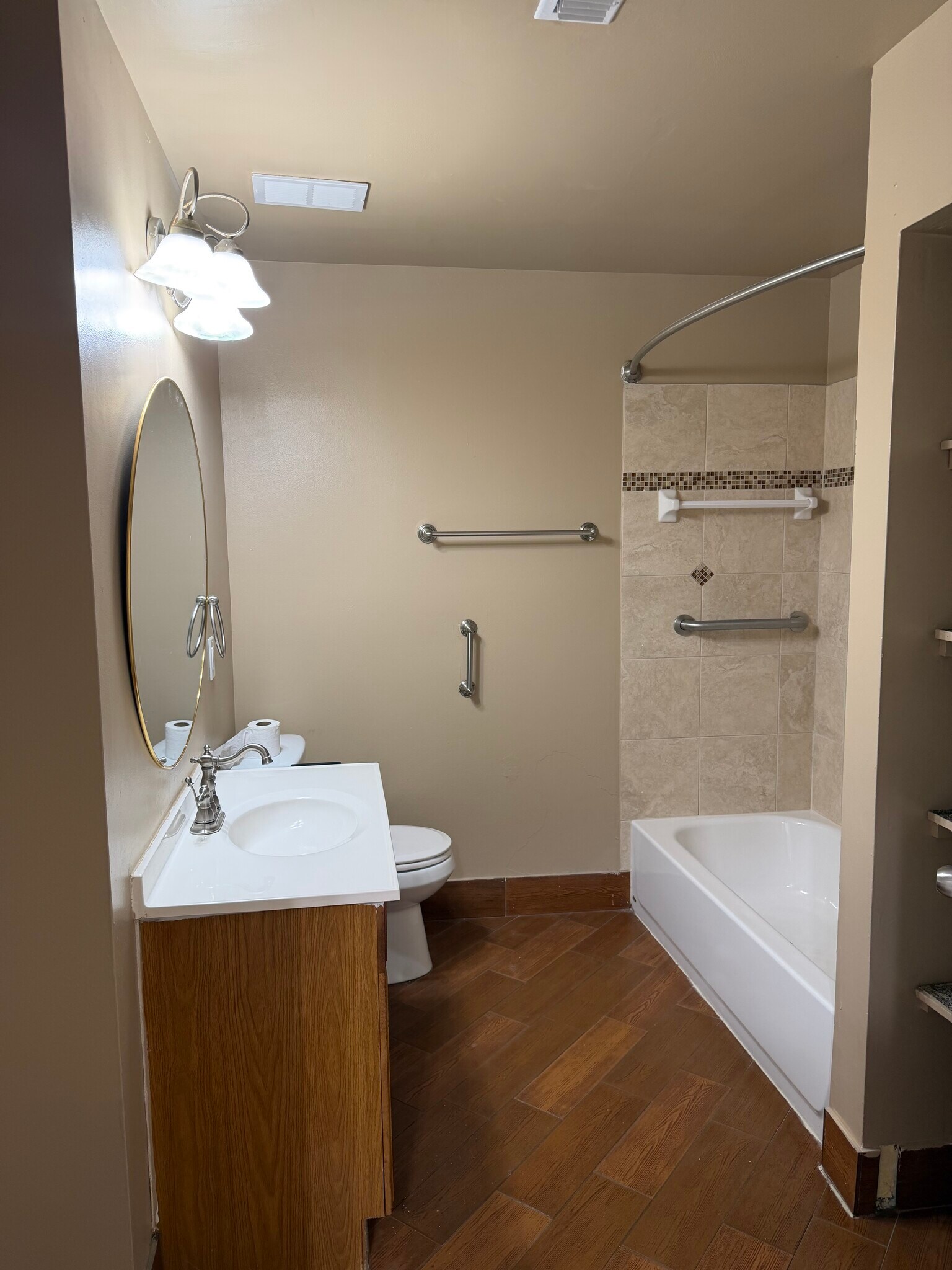 Building Photo - 3648 NW 83rd Ln