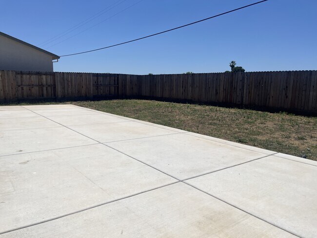 Building Photo - 6334 Trevor Dr