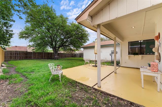 Building Photo - 6573 Ridglea Dr