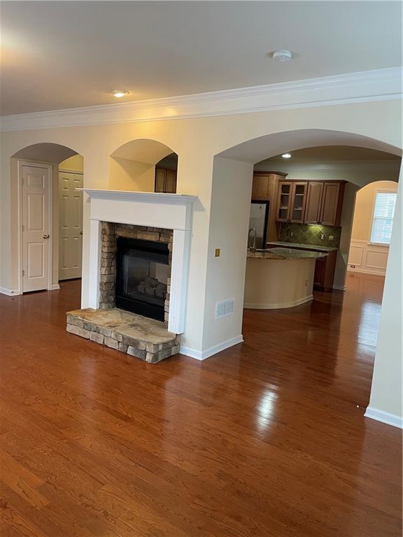 Building Photo - 6127 Prestwood Dr