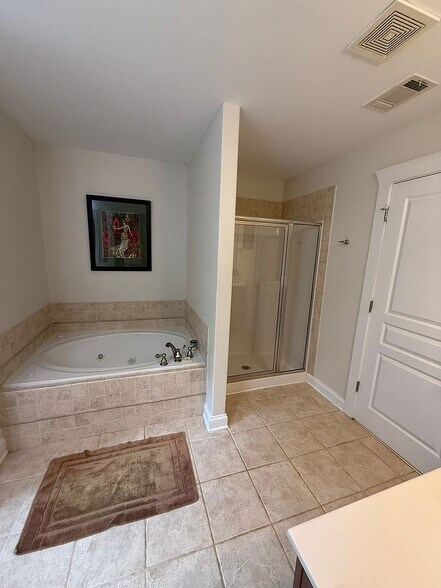 Building Photo - 2972 Boulder Walk Ct SE