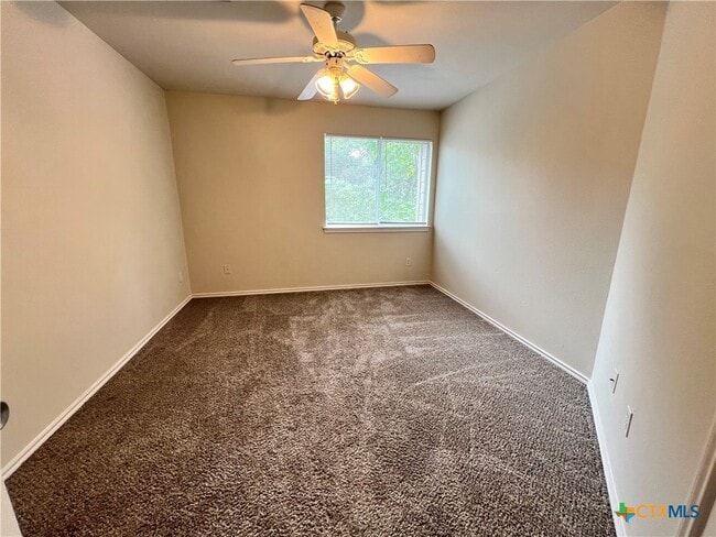 Building Photo - 809 Sagewood Trail