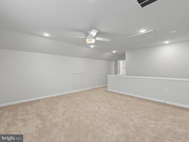 Building Photo - 6248 Zinnia Ln