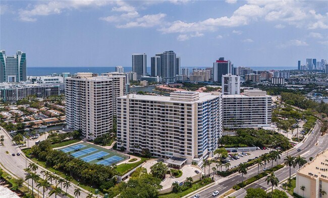 Building Photo - 600 Three Islands Boulevard
