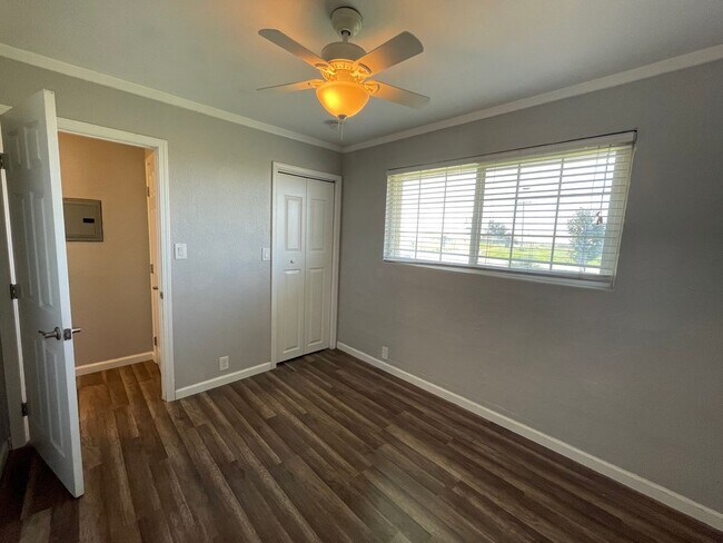 Building Photo - Country Charm Living Single Story Ranch Home