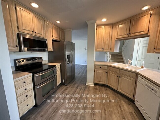 Building Photo - 7420 Hamilton Run Dr