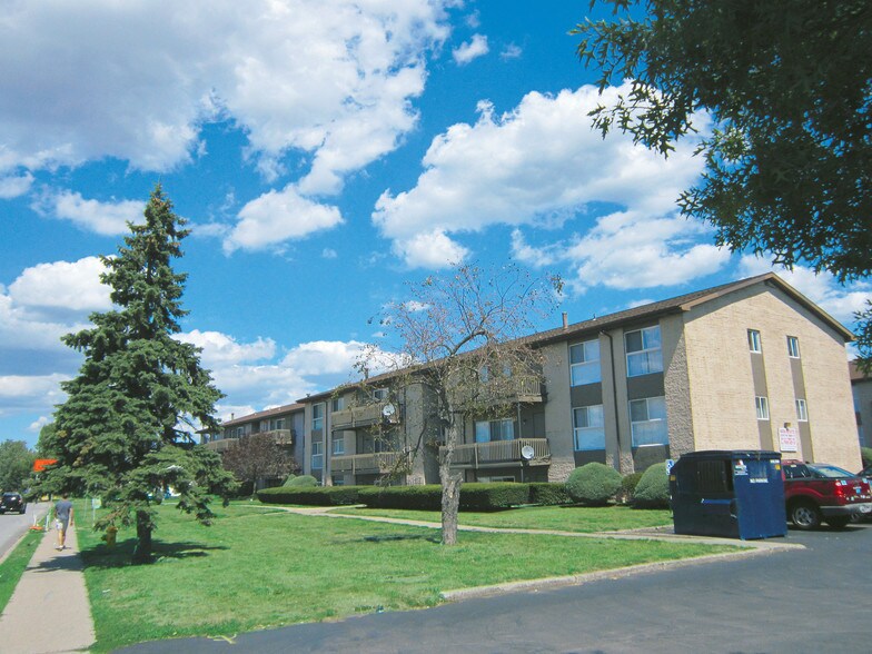 Forest Village Apartments Williamsville, NY Apartment Finder