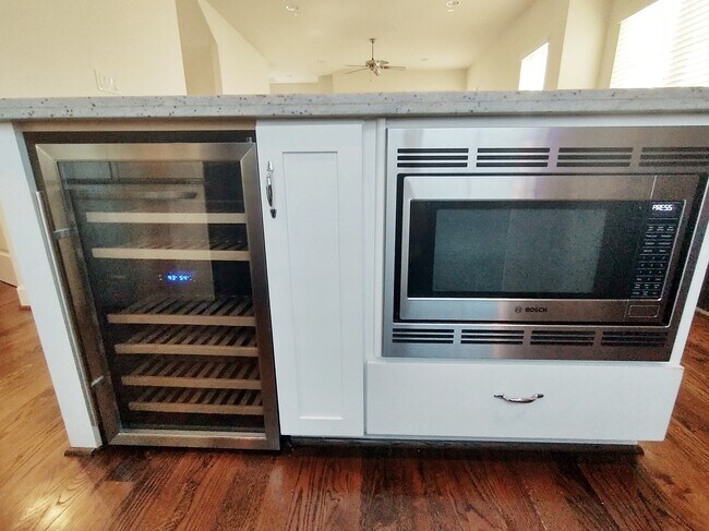 wine fridge and bosch microwave - 3406 La Branch St