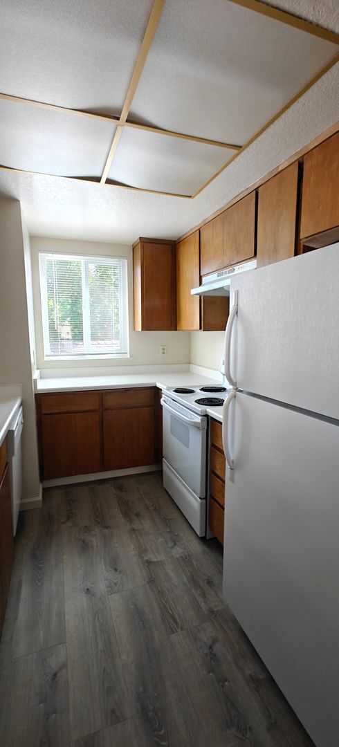 Building Photo - Bay Point  - 2 beds and 2 baths Second Floor Condo