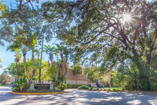 Building Photo - Fantastic 1 /1 x Rent @ Winter Park's Four...