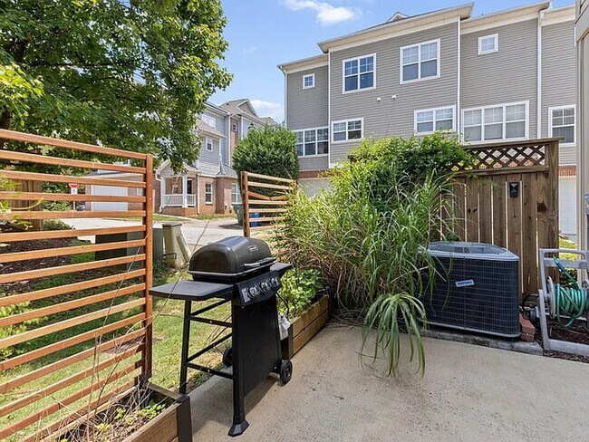 Building Photo - Build Equity Like a Homeowner – Lease to Own