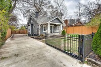 Building Photo - Fabulous 2BE/2BA home filled with charm an...