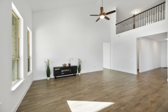 Building Photo - 2060 Terra Rose Dr