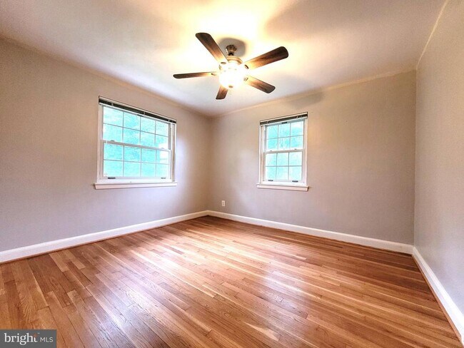 Building Photo - 3211 Korte Ct