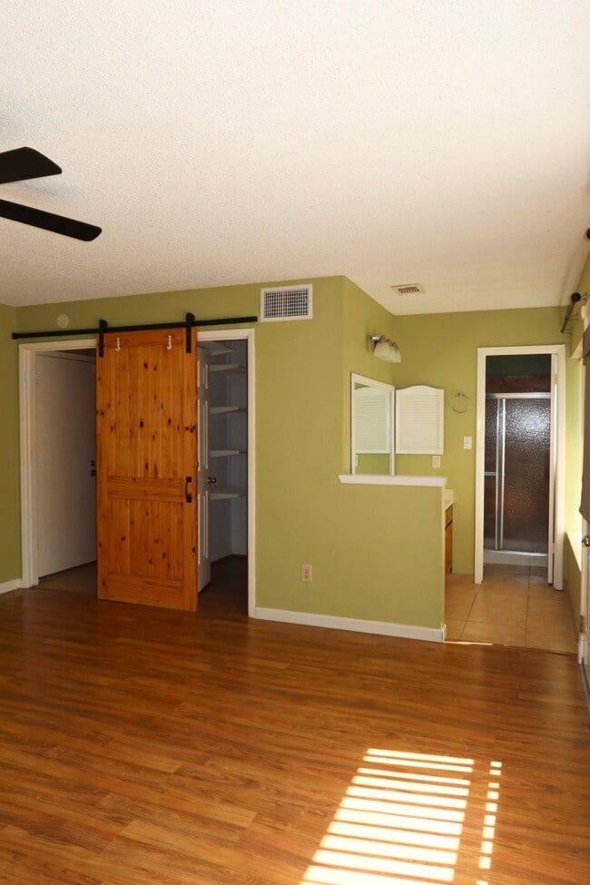 Building Photo - 3418 Big Horn Ct