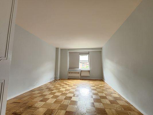 Building Photo - 2 bedroom in BRONX NY 10463