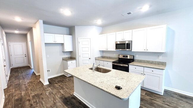 Building Photo - 205 Brackish Dr