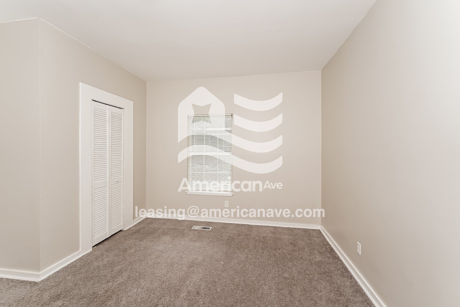 Building Photo - 8109 1st Ave S