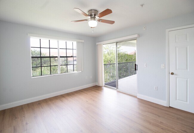 Building Photo - 14036 Fairway Island Dr