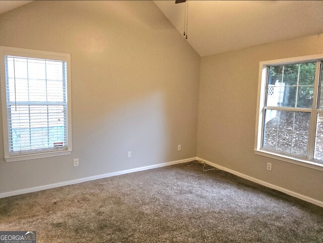 Building Photo - 152 S Fairfield Dr
