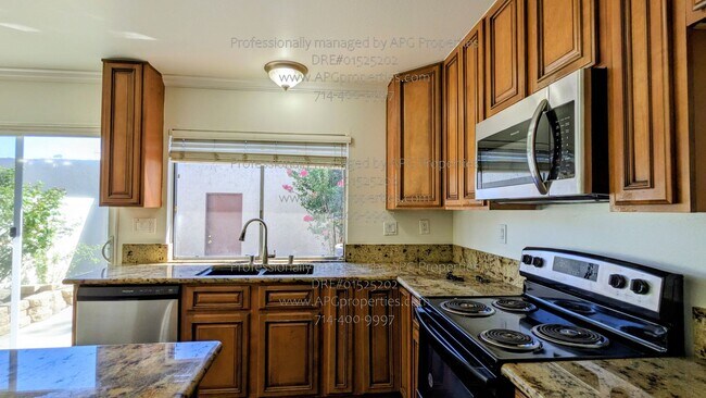 Building Photo - 4800 Daroca Way