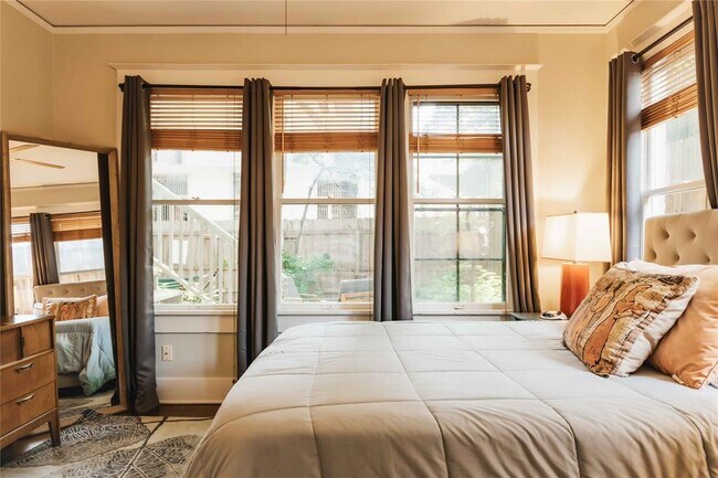 Building Photo - 2623 Salado St