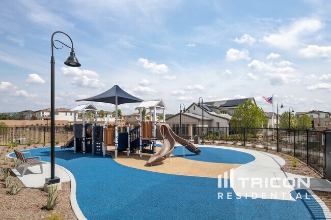 Building Photo - 31599 Willowood Way