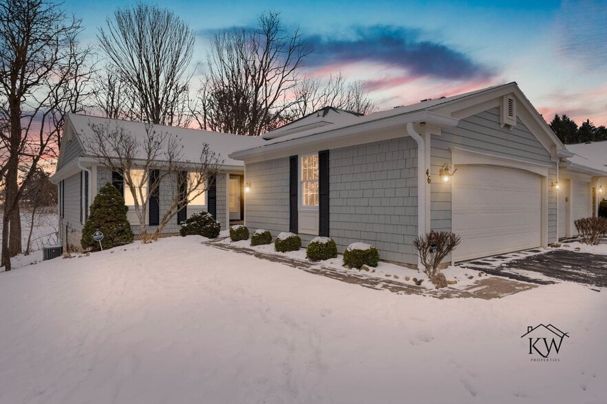 Building Photo - 46 Creek Ridge