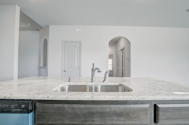 Building Photo - 7821 Cypress Dr