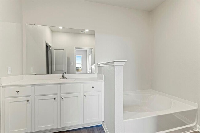 Building Photo - 10811 Bright Beacon Dr