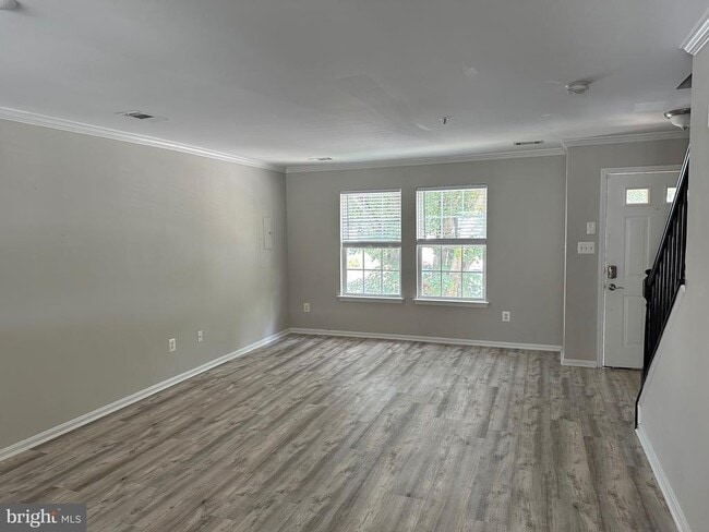 Building Photo - 1655 Fallowfield Ct