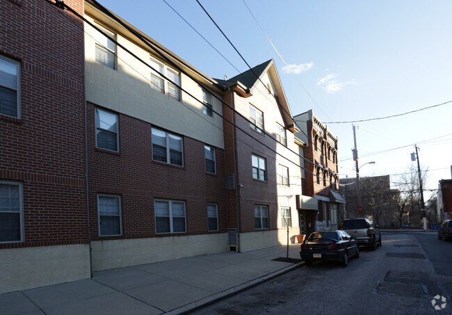 Building Photo - Rowan Homes Judson