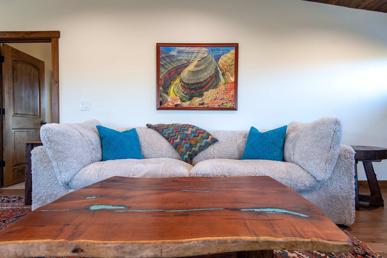 Building Photo - 3360 Alta Vista Dr